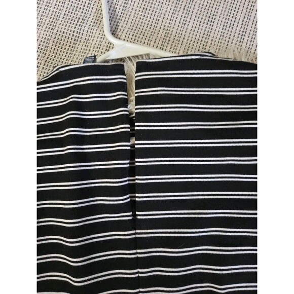 Chaps Women's 4 Black & White Small Striped Dress 4 Long Bell Sleeves Fitted - Picture 6 of 7